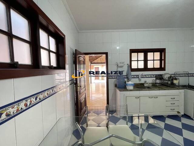 Casa para Venda em Campos dos Goytacazes - 2