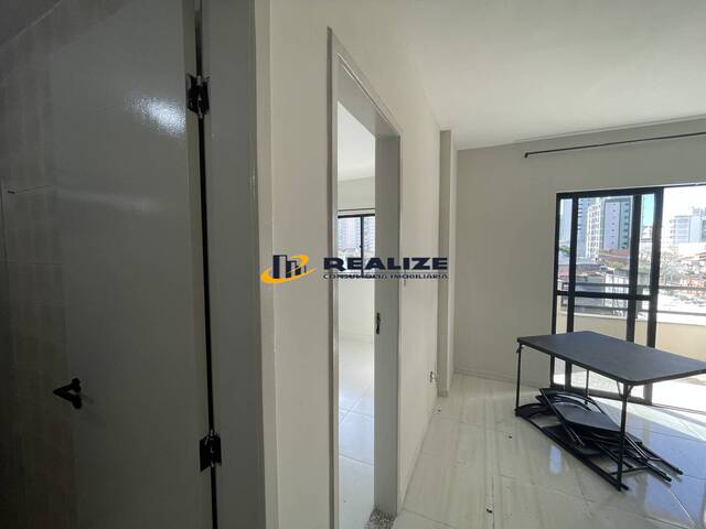 Apartamento para Venda em Campos dos Goytacazes - 4