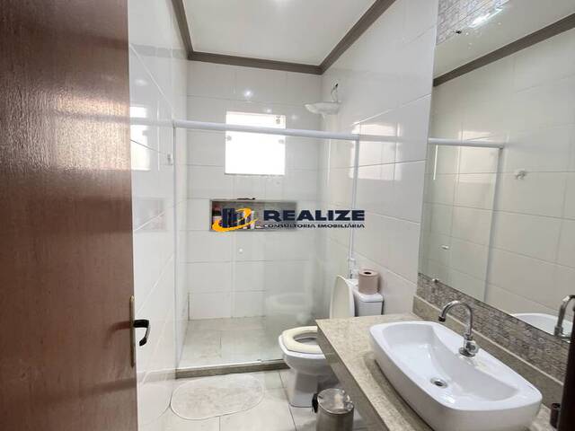 #3039 - Casa para Venda em Campos dos Goytacazes - RJ