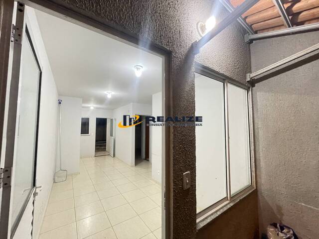 #3043 - Casa para Venda em Campos dos Goytacazes - RJ