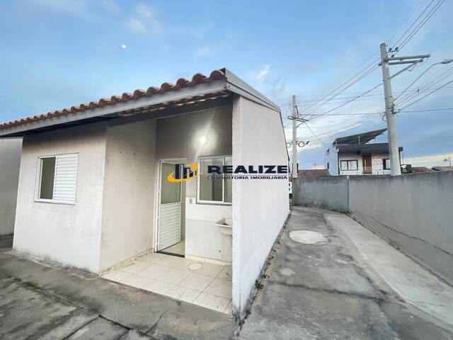 Casa para Venda em Campos dos Goytacazes - 2