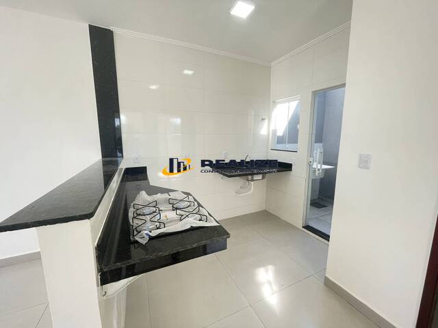 #3135 - Casa para Venda em Campos dos Goytacazes - RJ