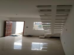 #320 - Casa para Venda em Campos dos Goytacazes - RJ